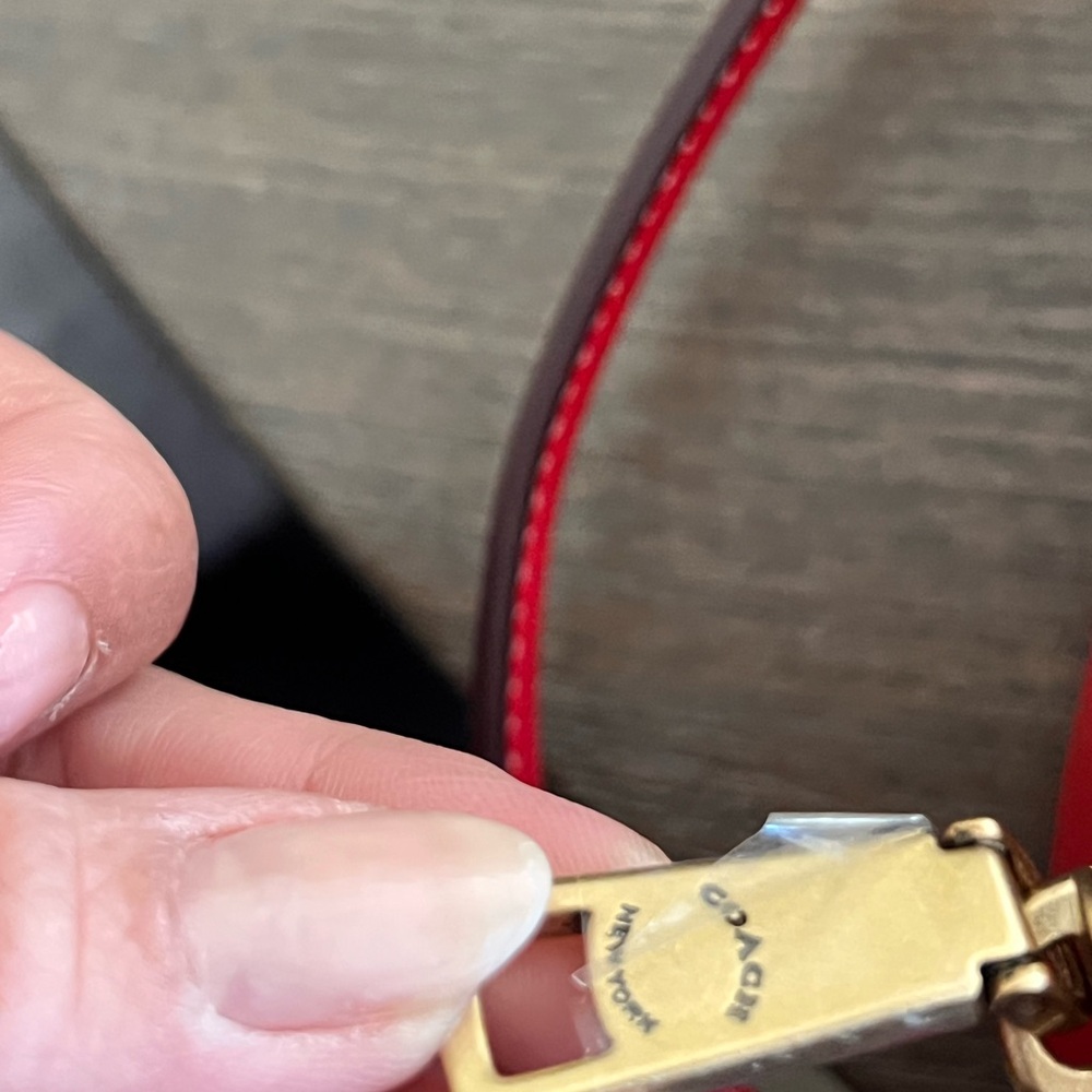 New Coach Mickey Red Round head Leather Crossbody Bag! - Picture 6 of 10